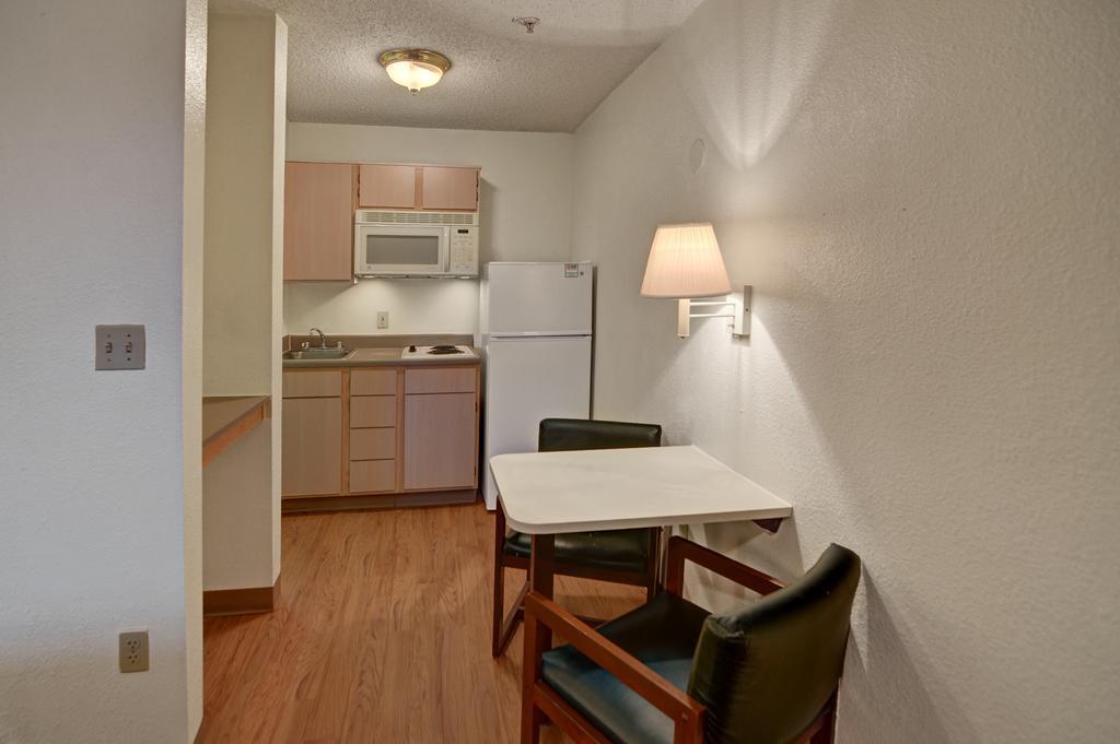Sun Suites Of Plano Δωμάτιο φωτογραφία